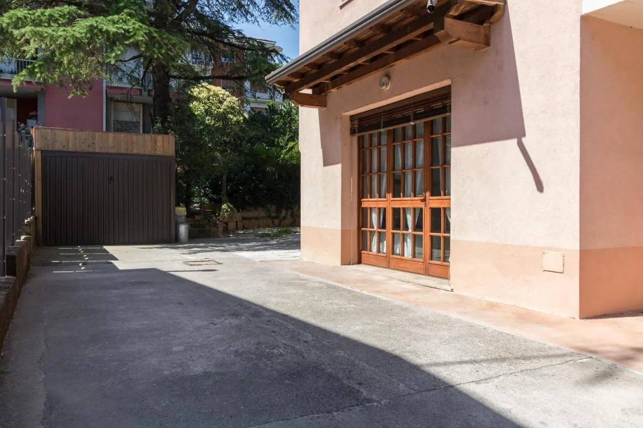 Villa Francesco Appartamento La Ruota Desenzano del Garda 0*,  Italien